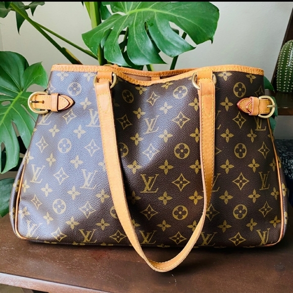 Louis Vuitton Handbags - LOUIS VUITTON Batignolles monogram tote bag purse